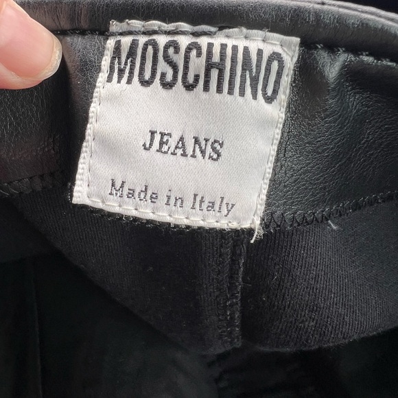 Moschino Jeans Faux Leather Skirt from the 1990’s - Picture 2 of 4